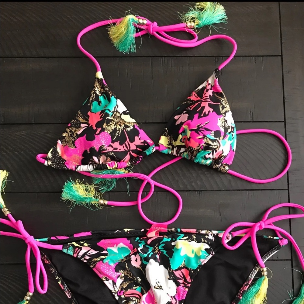 Victoria’s Secret 2 piece string bikini